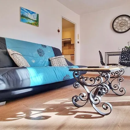 Appartement Chez Coralie - T2, 2 Pers, Parking, Balcon *