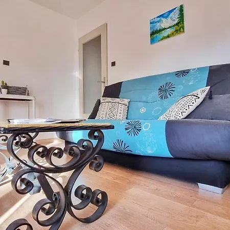 Chez Coralie - T2, 2 Pers, Parking, Balcon Apartment Colmar
