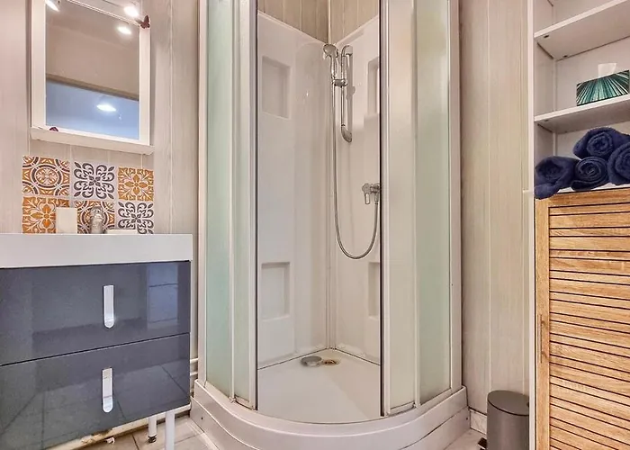 Chez Coralie - T2, 2 Pers, Parking, Balcon *