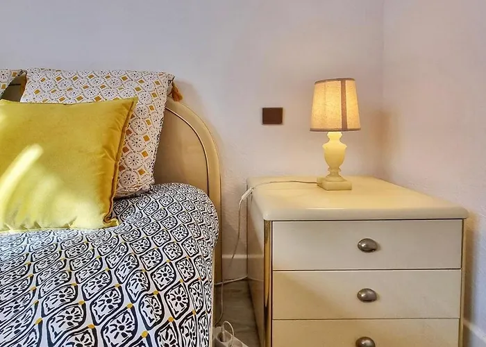 公寓 Chez Coralie - T2, 2 Pers, Parking, Balcon 科尔马